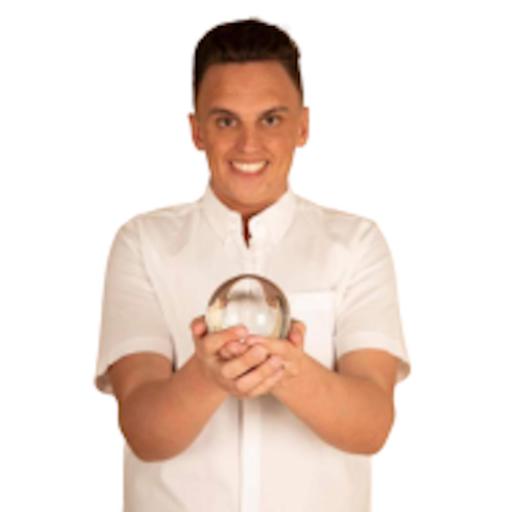 Robert Lee, "Scotland's Flamboyant Psychic," is a psychic medium and clairvoyant offering Tarot, Angel card readings, and spiritual guidance.